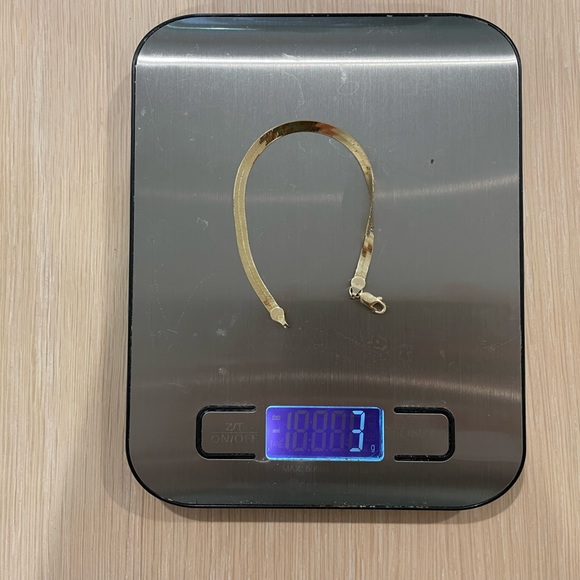 Solid Gold 14k Herringbone Bracelet - Picture 9 of 12